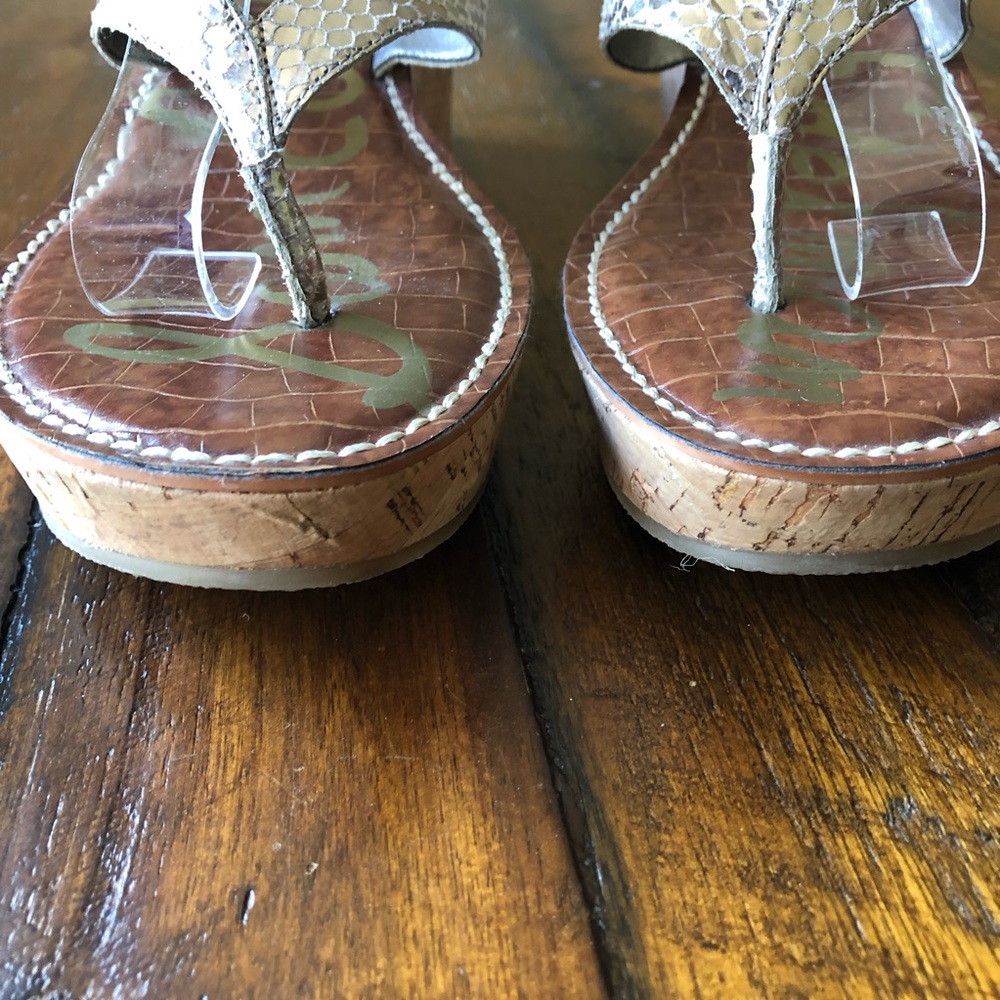 Sam Edelman Romy Wedge Sandal Light Gold and Cork - Picture 5 of 11